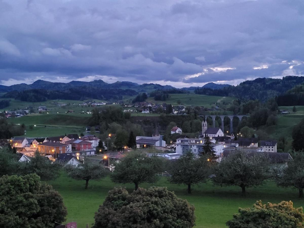 Bnb Alpenblick Luetisburg Exterior photo